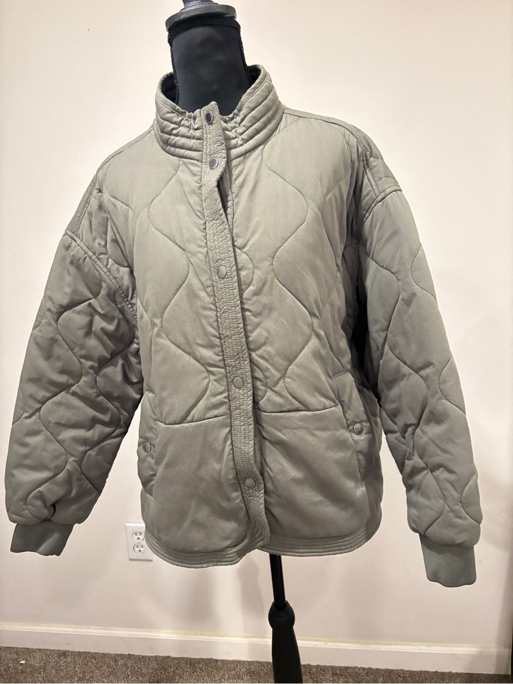 Quilted Lightweight Satin Lined Women's Jacket - Olive Green Size L